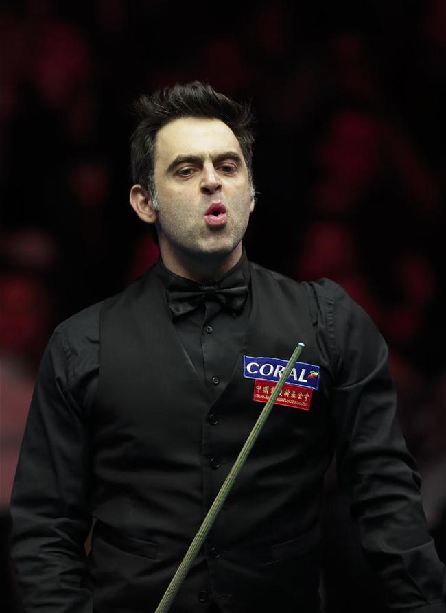 中国足球的 中国足球的